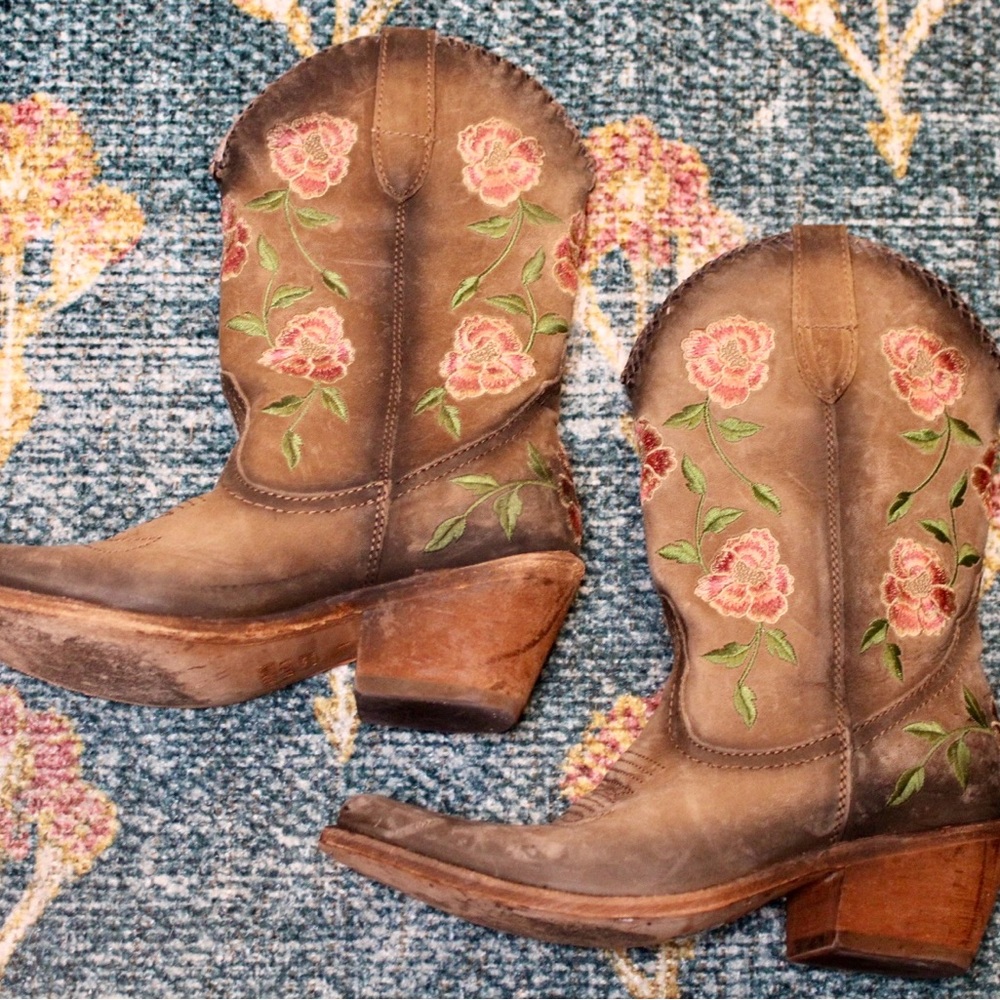Liberty Black Floral Embroidered Western Boots